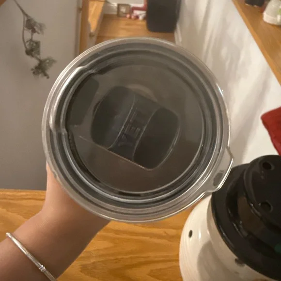 Yeti Light Blue Tumbler - Picture 3 of 3